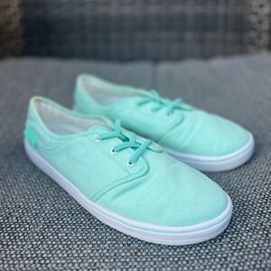 UA Street Encounter Slip-On Sneaker Casual Light Shoe Green Womens 10